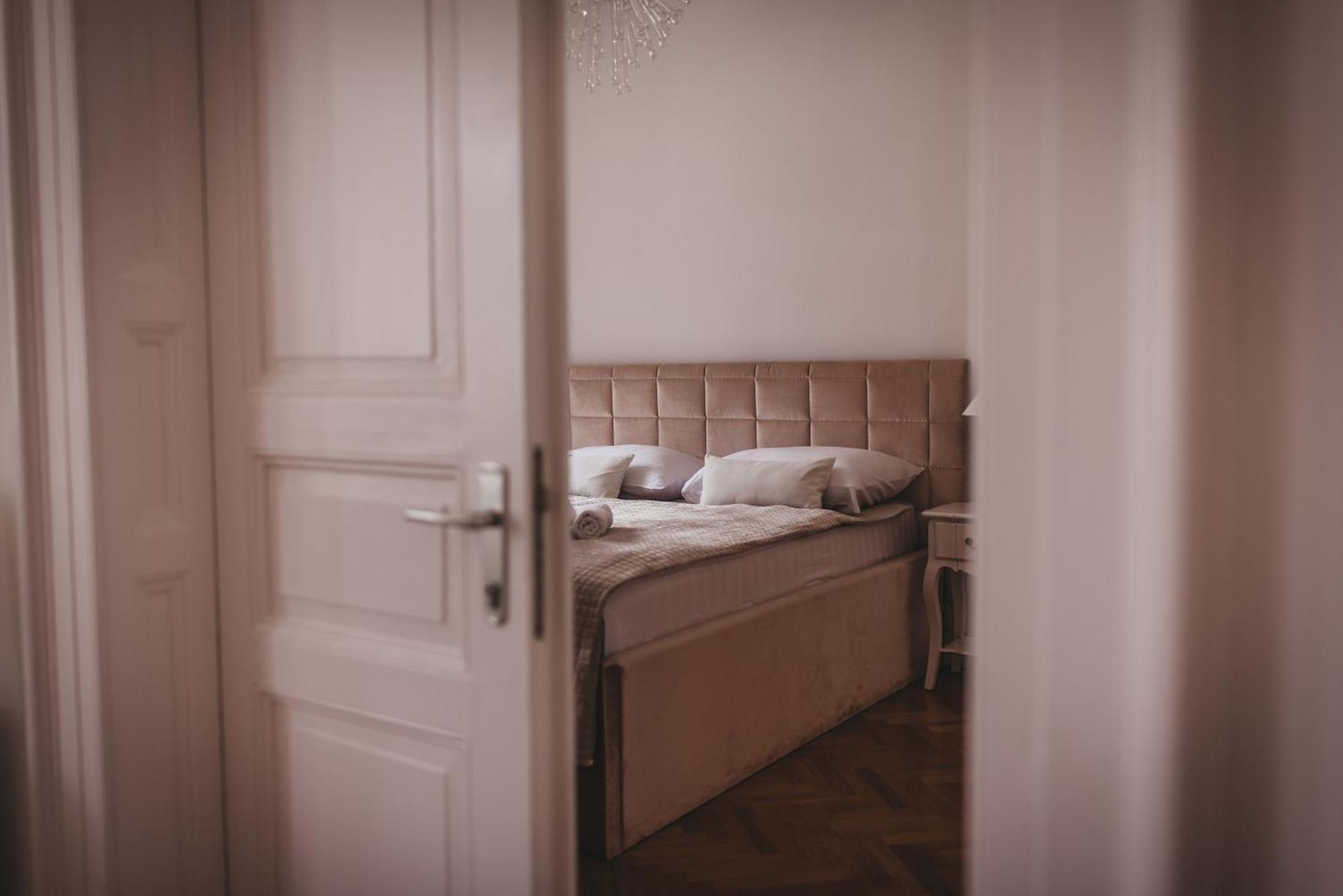 Ab Ljubljana - Prince Filip Apartment Zewnętrze zdjęcie